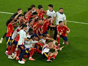 Yamal rực sáng, Tây Ban Nha vào chung kết Euro 2024