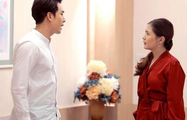 Đi đám cưới người quen cô gái bất ngờ lao vào tát chú rể tới tấp, khi biết sự thật cả hội làm điều bất ngờ