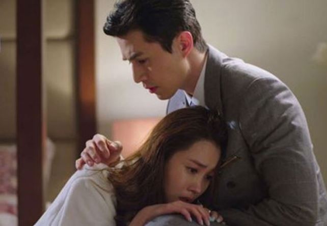 Phát hiện vô sinh nhưng chồng vẫn không ly hôn, vợ cảm động rơi nước mắt cho đến khi biết lý do thực sự