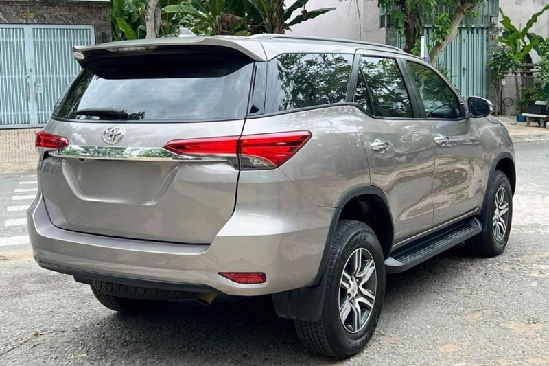 Bất ngờ giá chào bán của Toyota Fortuner sau 3 năm lăn bánh