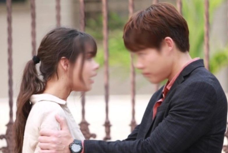 Bị chấn thương nặng, tôi nằm bệnh viện điều trị 3 tuần, vừa trở về nhà, câu "hỏi thăm" của chồng khiến tôi lăn đùng ra ngất