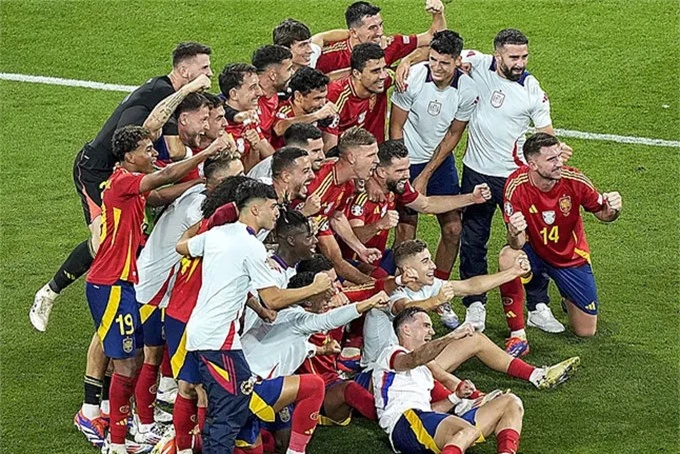 Đội hình ĐT Tây Ban Nha được định giá đắt thứ ba tại EURO 2024, sau Anh và Pháp