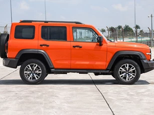 SUV địa hình công suất 217 mã lực, nội thất tiện nghi, giá 1,249 tỷ đồng