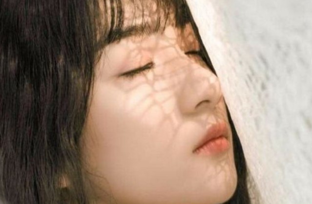 Dẫn bạn trai về ra mắt gia đình, mẹ tôi giận dữ hỏi một câu mà tôi khóc suốt cả tuần