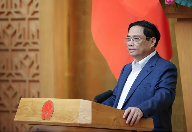 Thủ tướng chỉ đạo xử lý nghiêm livestream bán hàng giả, trốn thuế