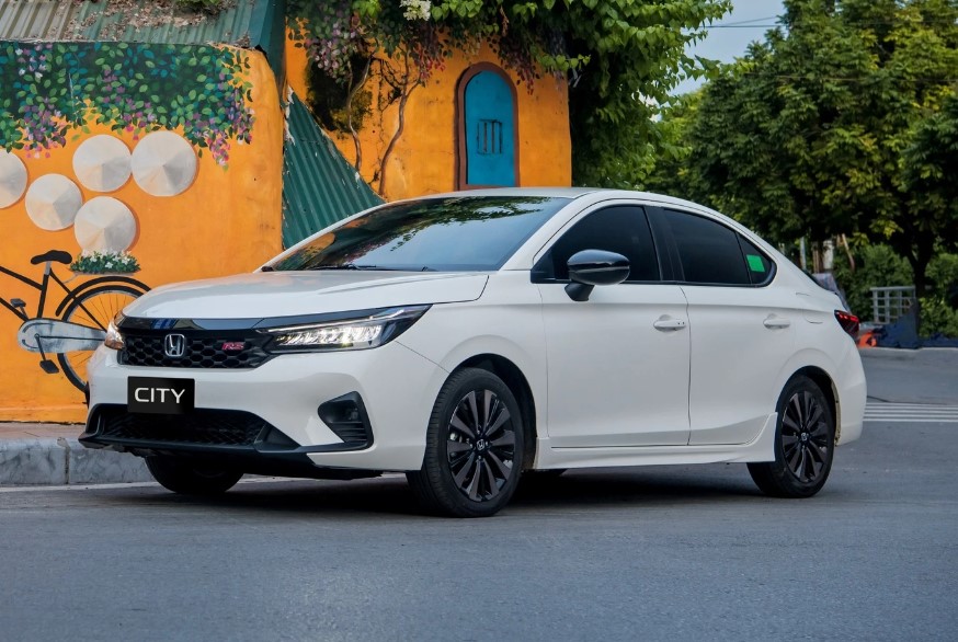 Loạt xe Nhật đang được ưu đãi phí trước bạ tới cả trăm triệu đồng