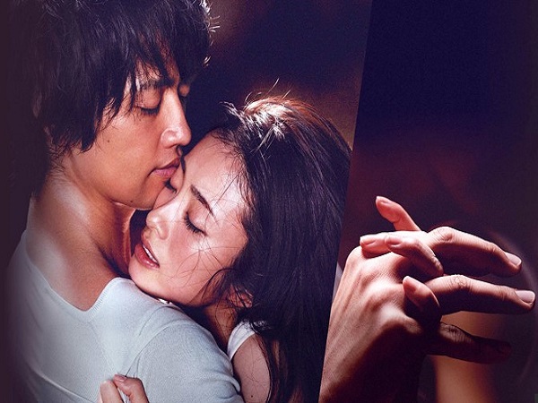 Mượn điện thoại chồng chuyển tiền cho bạn thân, tôi 'đứng tim' khi nhận về câu trả lời này