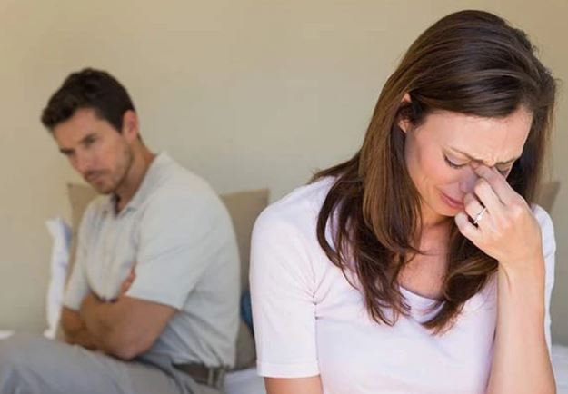  
Biết tin chị gái tôi bị bệnh nặng, anh rể cũ đem số tiền lớn đến với yêu cầu khó tin