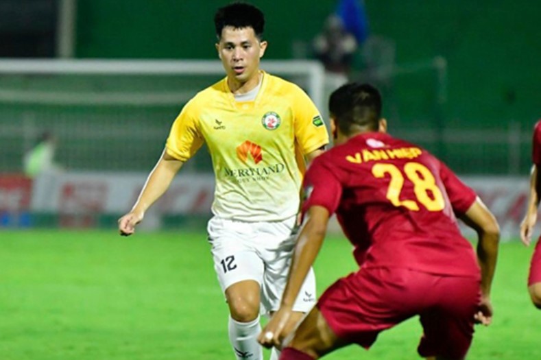 Diễn biến mới nhất về thương vụ chuyển nhượng trung vệ Đình Trọng