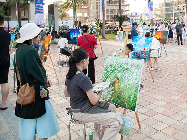 Không gian trải nghiệm đặc sắc dành cho trẻ em tại lễ hội Tận hưởng Đà Nẵng 2024