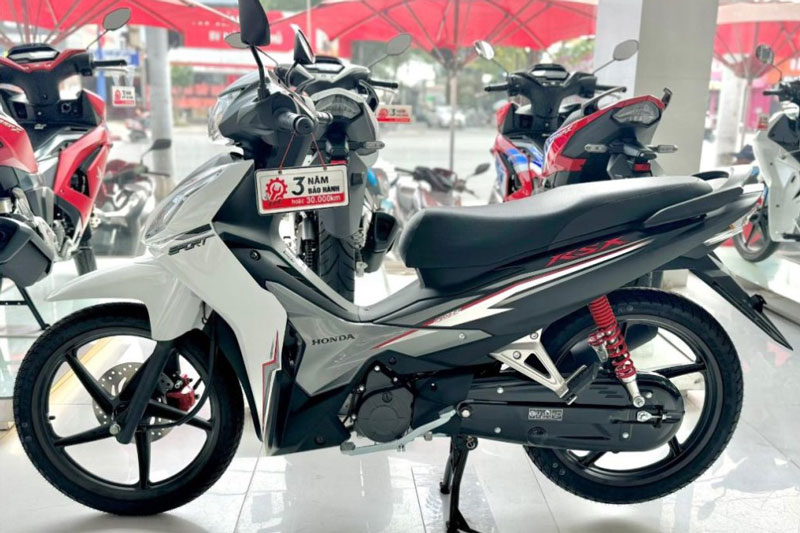 Giá xe Honda Wave RSX FI giữa tháng 7/2024 giảm cực sâu, rẻ hơn Future, xịn hơn Wave Alpha