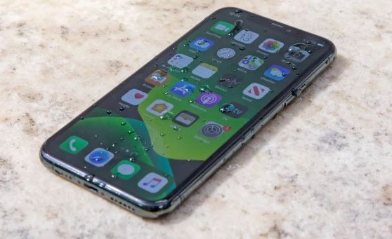 iPhone 11 Pro giá tháng 7 cực rẻ, thấp hơn cả vua tầm trung Galaxy A55 5G, trang bị vẫn là đỉnh lưu