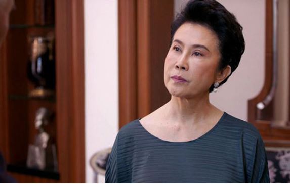 Sự thay đổi bất ngờ của mẹ chồng sau cuộc điện thoại định mệnh