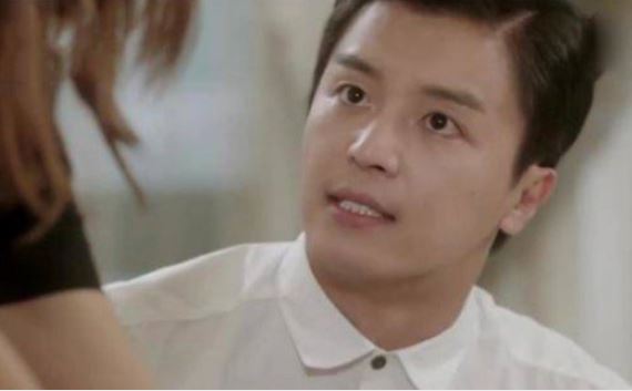 Vô tình chồng phát hiện vợ cứ lén uống thứ thuốc lạ vào lúc 5 giờ sáng hàng ngày, tìm hiểu thì sợ run người vì bí mật