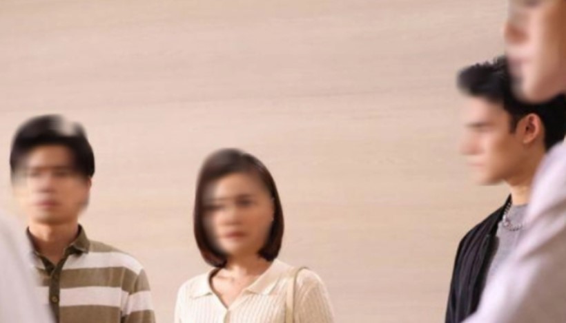 N&#x1EED;a &#x111;&#xEA;m, v&#x1EE3; ch&#x1ED3;ng t&#xF4;i v&#x1ED9;i v&#xE3; &#x111;&#x1EBF;n &#x111;&#x1EAD;p c&#x1EED;a nh&#xE0; em ch&#x1ED3;ng, h&#xE0;ng x&#xF3;m nghe th&#x1EA5;y b&#x1B0;&#x1EDB;c ra ch&#x1EC9; v&#xE0;o b&#x1EE9;c t&#x1B0;&#x1EDD;ng b&#xEA;n c&#x1EA1;nh khi&#x1EBF;n ch&#xFA;ng t&#xF4;i kinh h&#xE3;i