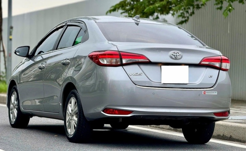 Lăn bánh 5 năm, Toyota Vios cũ bán lại với giá khó tin