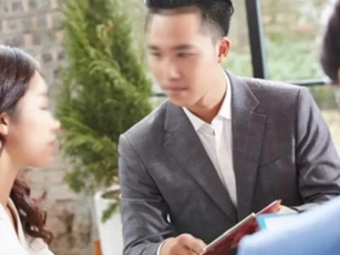 Sau ngày bác hàng xóm mất, tôi bàng hoàng khi biết bản thân có tên trong di chúc nhà bác ấy
