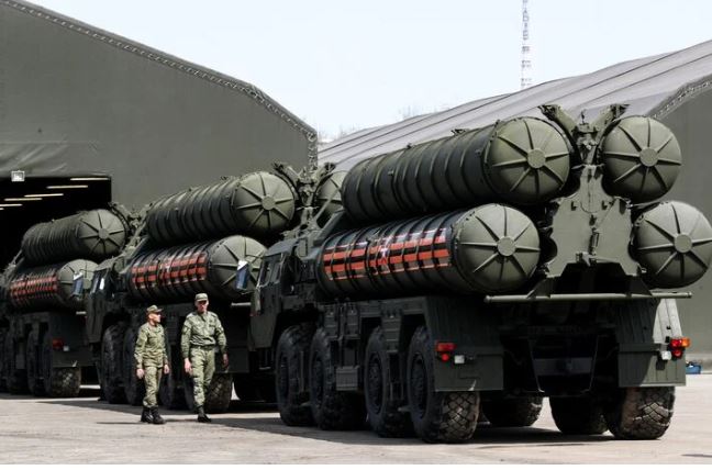 Nga trì hoãn giao tên lửa S-400, Ấn Độ 'ngồi trên đống lửa'