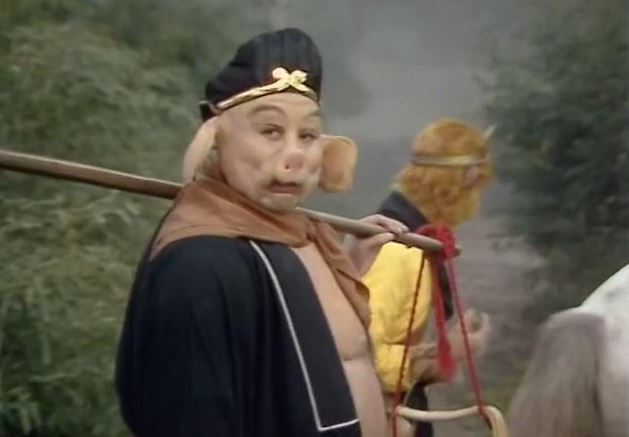 Trong Tây Du Ký, ai là người dạy Trư Bát Giới có 36 phép Thiên Cang?