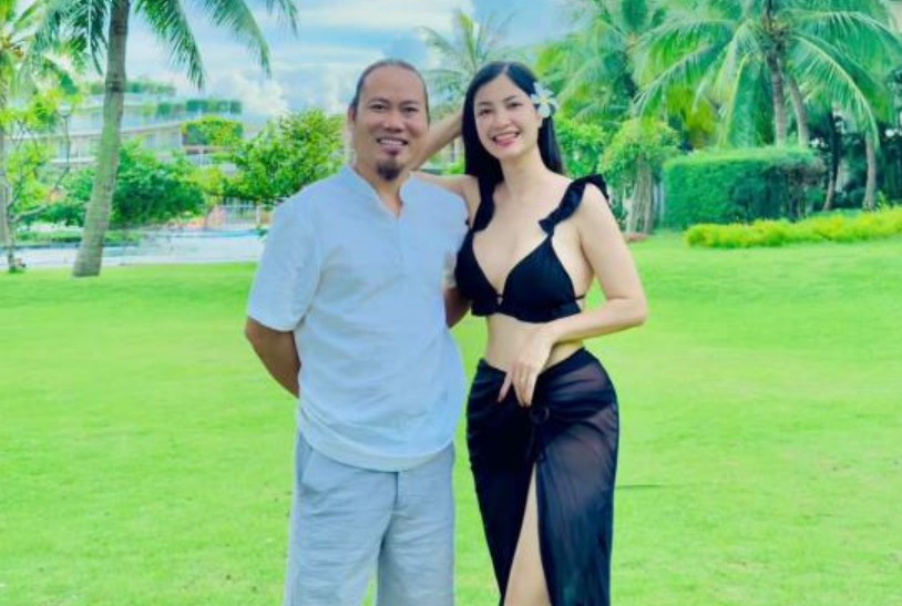 Vợ Vượng Râu khoe body nuột đến khó tin sau khi sinh 5 con