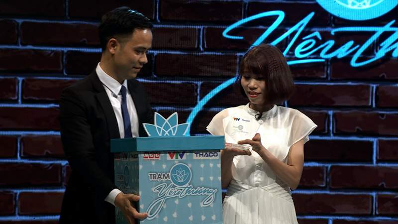 Cô giáo dạy may với bàn tay khiếm khuyết: “Không gì là không thể!”