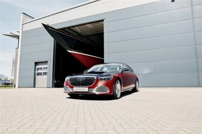 Cận cảnh sedan siêu sang Mercedes-Maybach S680 lấy cảm hứng từ du thuyền ảnh 8