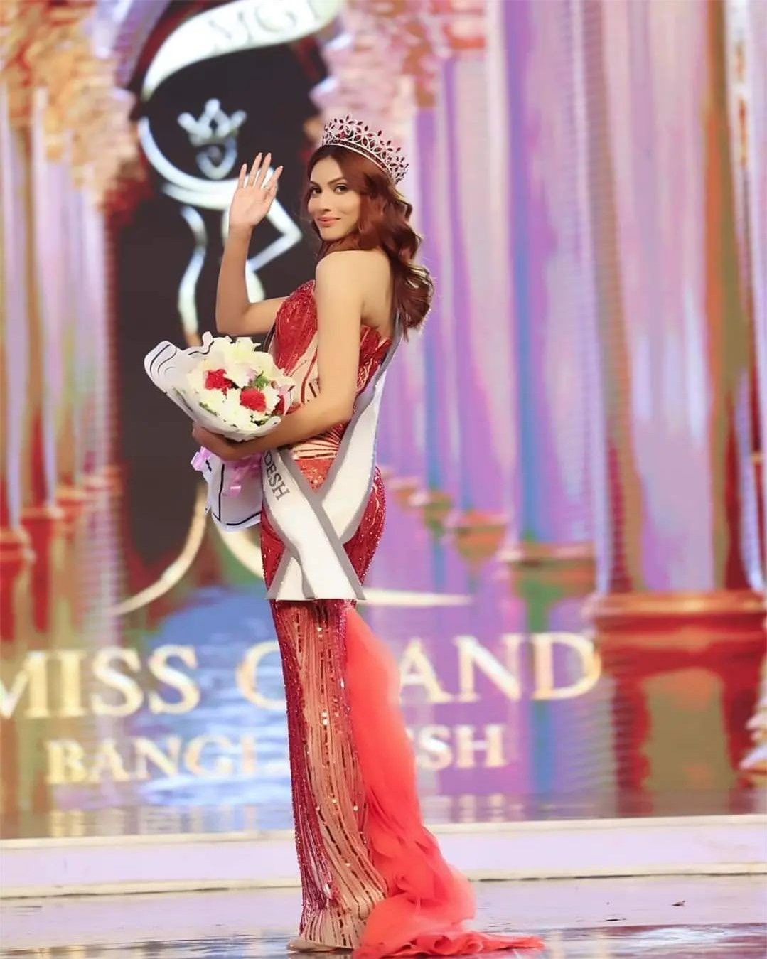 Người mẫu có 1,2 triệu người theo dõi thi Hoa hậu Hòa bình 2024 ảnh 2