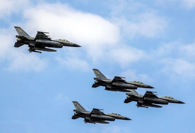 Hy Lạp sẽ chuyển 32 máy bay chiến đấu F-16 cho Ukraine
