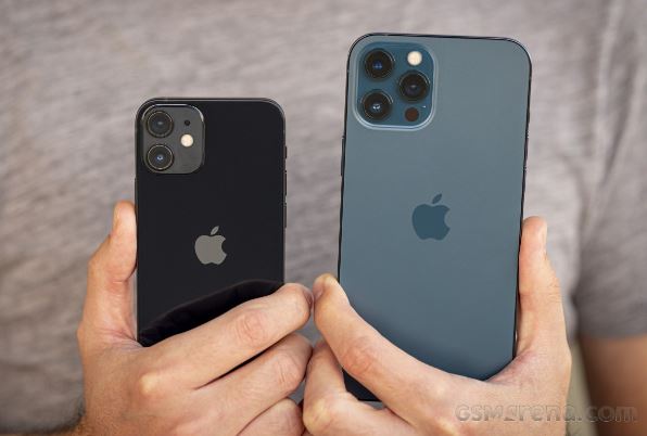 iPhone 12 Mini ầm ầm hạ giá, máy cao cấp màn OLED đẹp như iPhone 15 nhưng rẻ chỉ bằng nửa iPhone 11