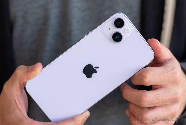 Giá đập hộp iPhone 14 Plus fullbox giảm mạnh tới 5 triệu, tính năng xịn chẳng kém iPhone 15 Plus, đe nẹt Galaxy S24 Plus