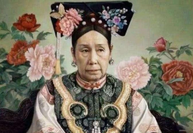 2 căn bệnh 'khó nói' của Từ Hi Thái hậu những năm cuối đời và màn bắt lươn chữa trị có 1-0-2 trong lịch sử