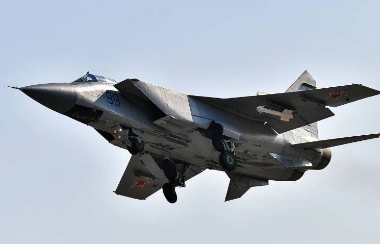 Tiêm kích MiG-31. Ảnh: TASS