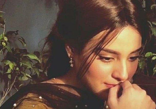 Không ai chịu nuôi con của anh cả, bố tôi tức giận đặt lên bàn 1 cuốn sổ đỏ, 4 sổ tiết kiệm khiến cả nhà rối loạn