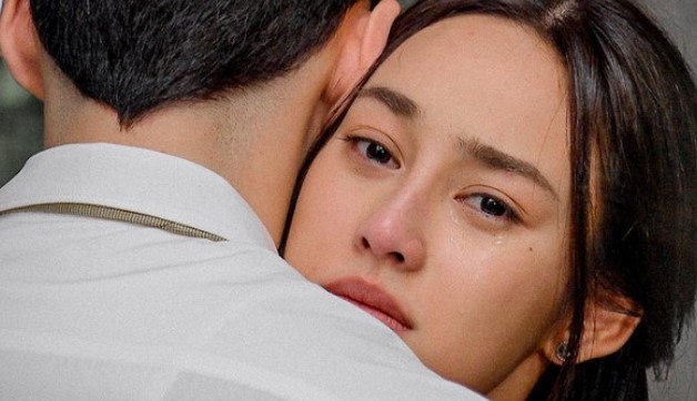 Cưới nhau một tháng thì biết chồng có con riêng, tôi rộng lòng mang đứa bé về nuôi song lại bị chồng "tạt một gáo nước lạnh" (P1)