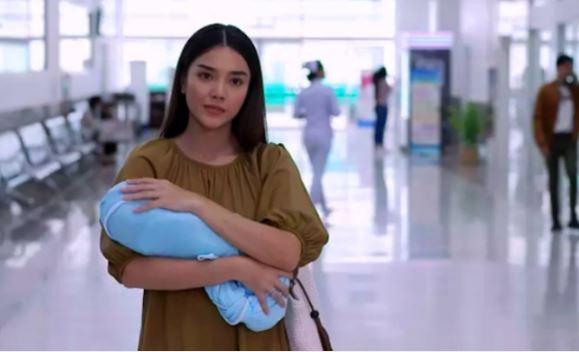 Nhân tình khó sinh nên không may qua đời, tôi ngỡ ngàng trước hành động của vợ làm với đứa trẻ mới sinh