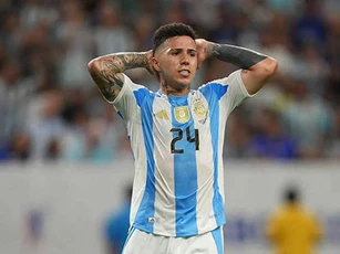 Enzo Fernandez có thể sớm bị tống cổ khỏi Chelsea