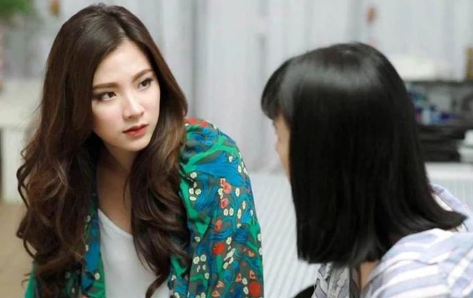 Biết tôi sắp kết hôn với người mới, chị chồng cũ bất ngờ đến thăm và đặt 50 triệu lên bàn, đưa ra một yêu cầu khiến tôi vô cùng bối rối.