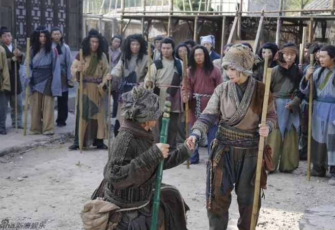 Tại sao các đại hiệp ngày xưa cả ngày 'gây gổ', không làm ăn gì vẫn tiêu tiền như nước?