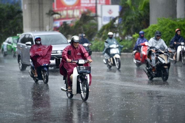 Bắc Bộ ngày nắng, Tây Nguyên và Đông Nam Bộ mưa dông