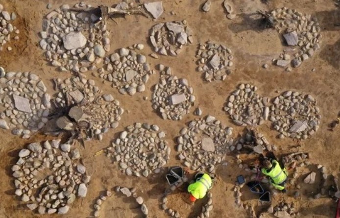 Vén bức màn bí mật về những vòng tròn đá cổ đại ở Na Uy