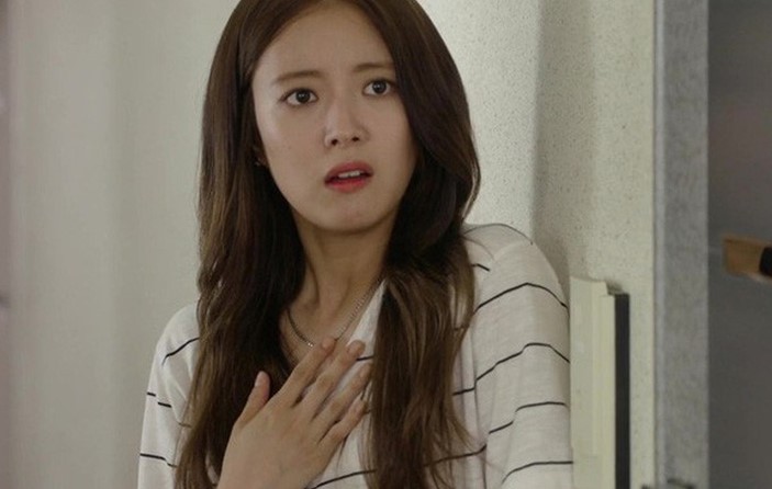 Chị chồng chê món ăn tôi nấu không ngon, bố chồng nói một câu làm chị khóc thét