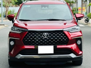 Toyota Veloz Cross rao bán giá khó tin sau hơn 2 vạn km lăn bánh tại Việt Nam
