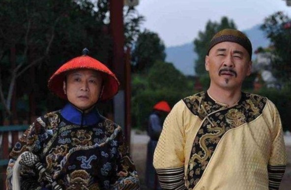 Tại sao các hoàng đế xưa lại để thái giám hầu hạ thay vì cung nữ xinh đẹp?