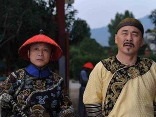 Tại sao các hoàng đế xưa lại để thái giám hầu hạ thay vì cung nữ xinh đẹp?