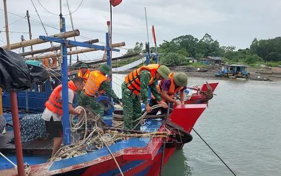 Các địa phương chủ động ứng phó, phòng ngừa hậu quả của bão số 2