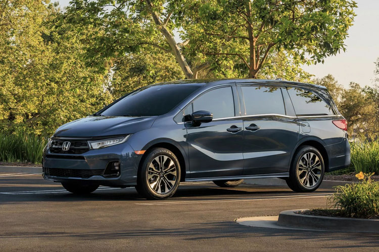 Honda ra mắt “chuyên cơ mặt đất” sử dụng động cơ V6, giá gần 1 tỷ đồng