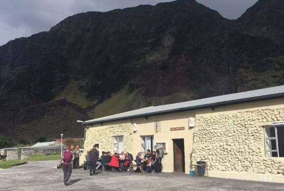 Thị trấn ở ‘nơi tận cùng trái đất’ với chỉ 250 người sinh sống được phát hiện, nó tách biệt với thế giới, ở đây không hề có tội phạm