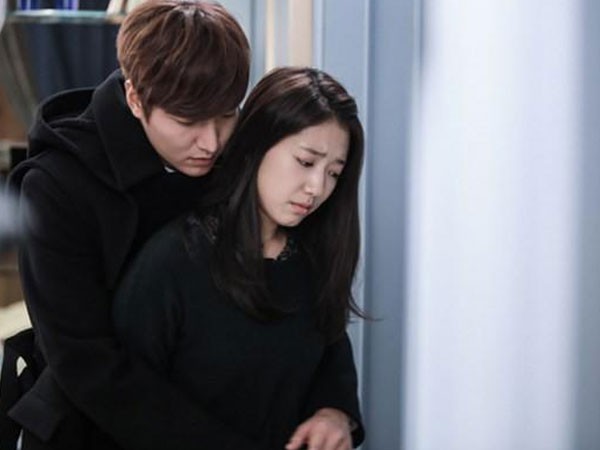 Đàn bà trăm lần khổ sở nhưng không thể buông tay chồng, vì sao vậy?