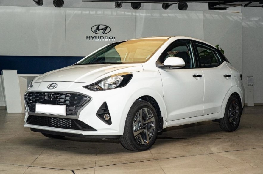 Giá xe Hyundai Grand i10 cuối tháng 8/2024 ‘rẻ như cho’, dễ khiến Kia Morning ‘đo ván’