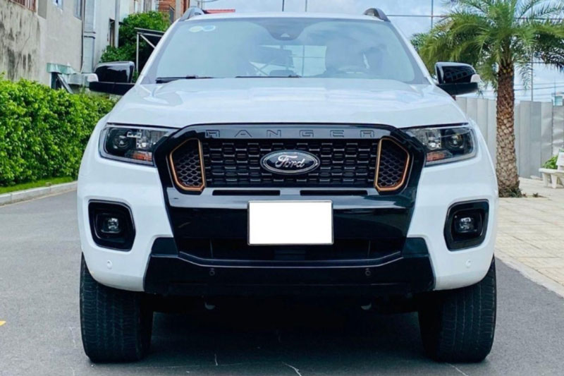 Lăn bánh 2 năm, Ford Ranger lên sàn xe cũ với giá sốc